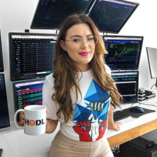 Crypto World Maria™