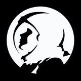 Космонавты