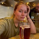 говорит Настасья