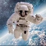 ЧЕРЕЗ ТЕРНИИ К ЗВЕЗДАМ