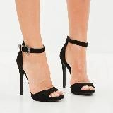 НА КАБЛУКАХ  ПО РАЙЦЕНТРУ ️